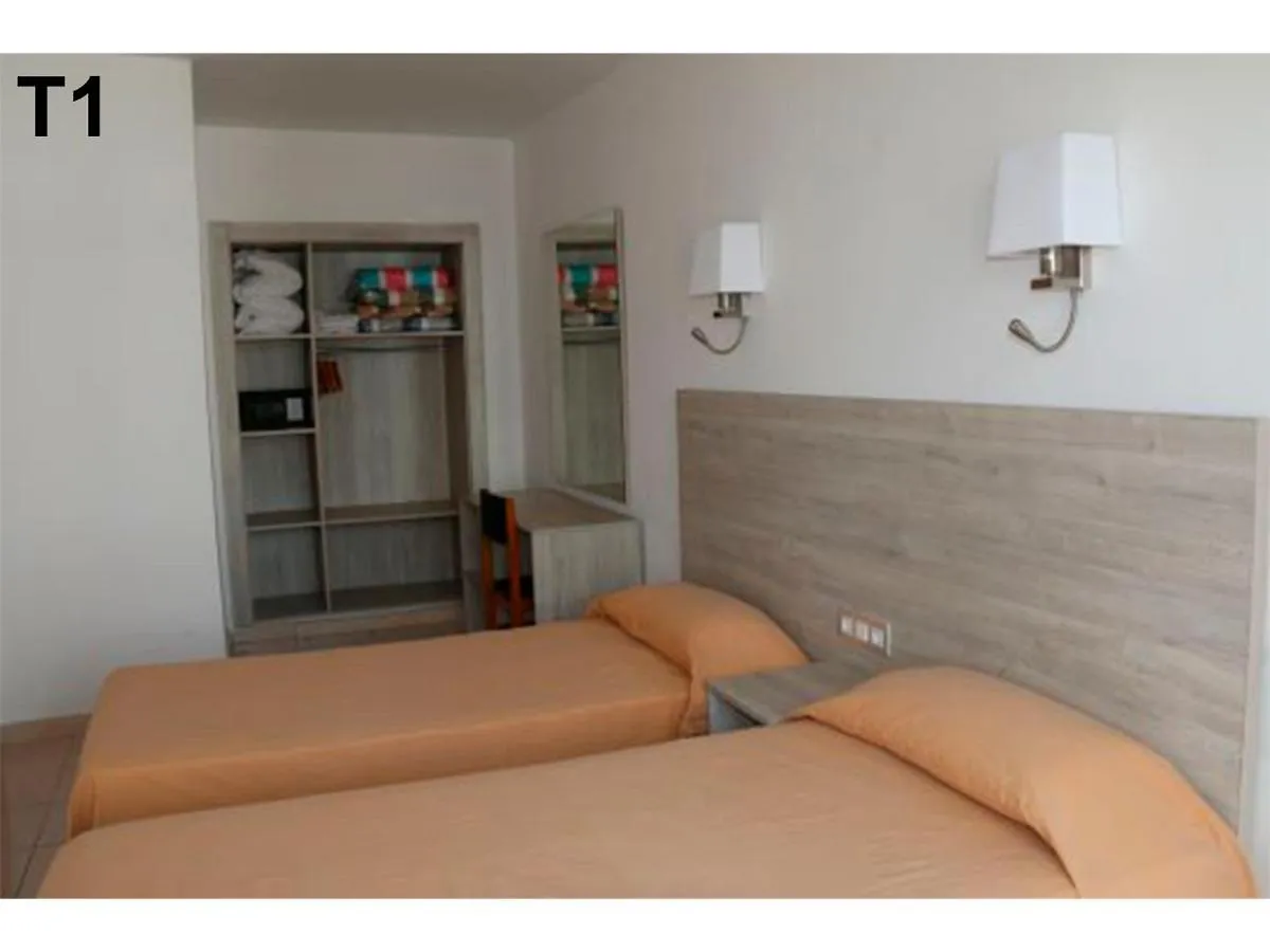 Apartaments Salamar Lloret de Mar 0*,  España